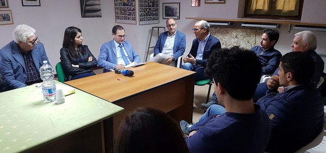 Strade al collasso, i cittadini delle Serre si mobilitano