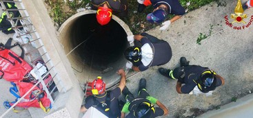 Cade in un pozzo artesiano, 58enne salvato dai Vigili (FOTO)