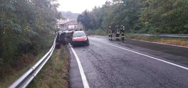 Scontro tra auto, uomo muore sul colpo