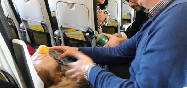 Malore sul volo Roma-Tel Aviv per una donna, medici calabresi le salvano la vita