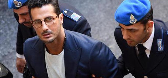 Fabrizio Corona esce dal carcere e va in comunità