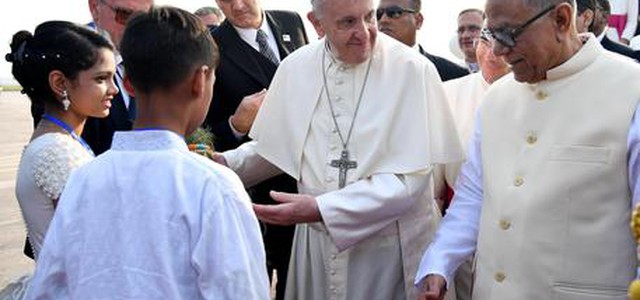 Papa: 'Grazie a Bangladesh per aiuto profughi Rakhine'