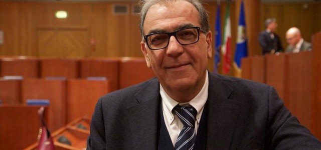 Viscomi: gara sui servizi informatici per i tributi regionali passerà nei libri di economia