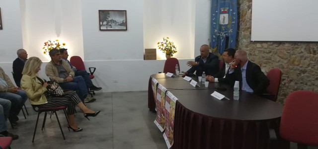 Le castagne, protagoniste di un incontro a San Vito sullo Jonio