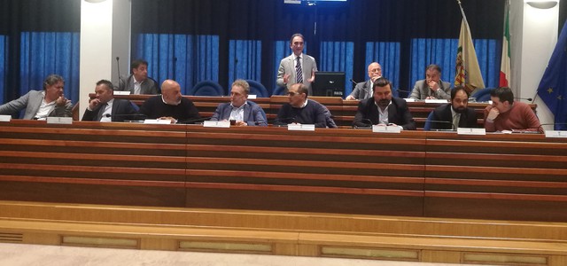 Anche il patrocinio gratuito tra i 21 punti all'ordine del giorno approvati dal Consiglio Provinciale