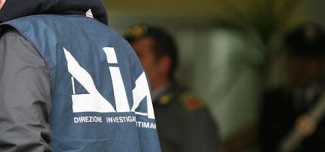 Calabria: le contraddizioni di una regione stretta tra gioco d'azzardo e ndrangheta