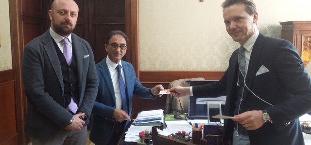 Consegnata al sindaco la firma digitale del Comune