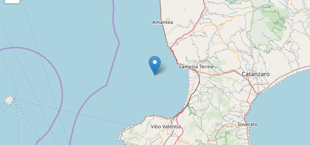 Scossa di terremoto nella notte al largo della costa tirrenica calabrese