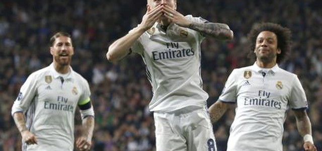 Champions League: Real Madrid batte Napoli 3-1. Insigne illude, poi la rimonta