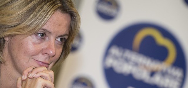 Biotestamento, Lorenzin: "Garantirò obiezione di coscienza"