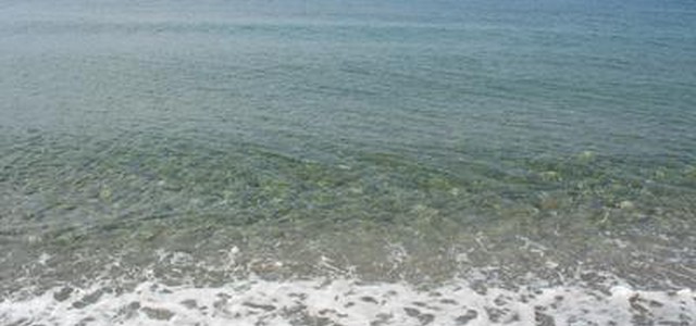 Balneazione: due punti non conformi a Isola Capo Rizzuto