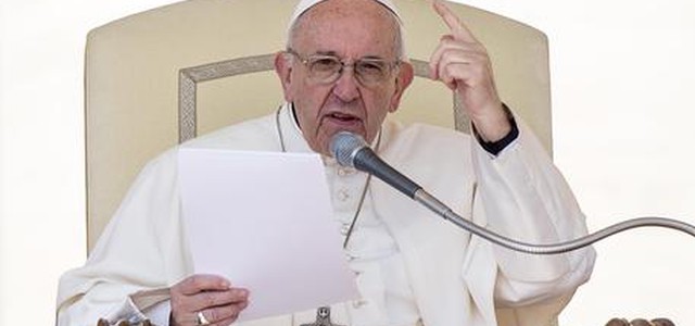 Papa deplora strage Siria, inaccettabile