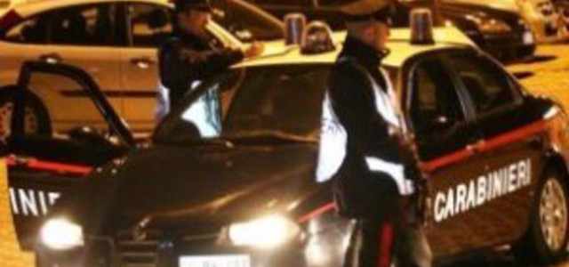 Spari contro auto, fermato proprietario