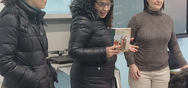 Girifalco, consegnati nelle scuole i dizionari del dialetto girifalcese