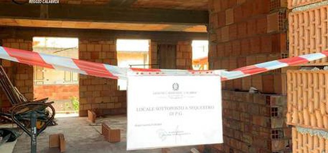 Abusivismo,4 denunce dei Carabinieri