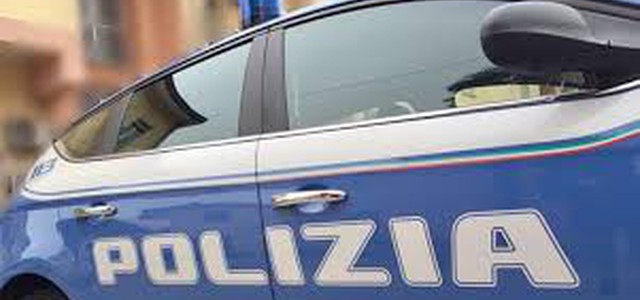 La Polizia di stato riceve mascherine dai cittadini