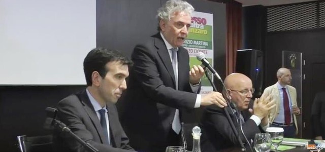 Ballottaggio, il ministro Martina: "Ciconte può vincere a Catanzaro" (VIDEO)