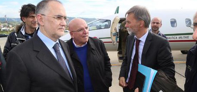 Alitalia lascia aeroporto Reggio, Oliverio mercoledì prossimo incontra Delrio
