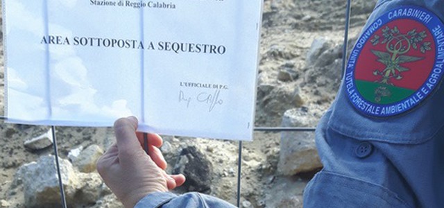 Sequestrata discarica rifiuti edili