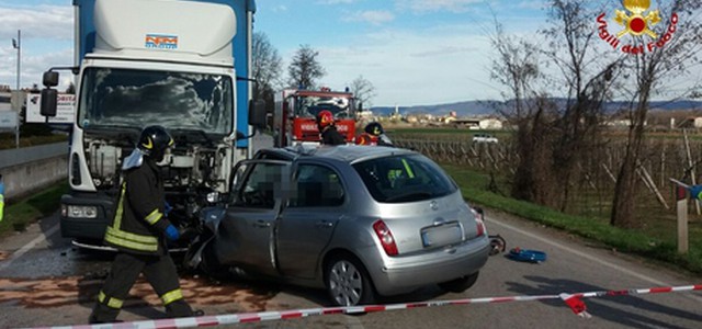 Incidente auto era omicidio-suicidio