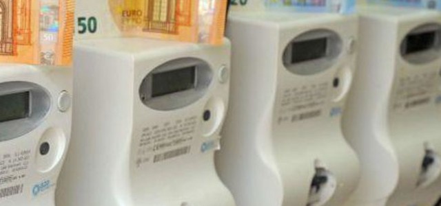 Bollette, dal primo ottobre luce a +15,6% e gas a +11,4%