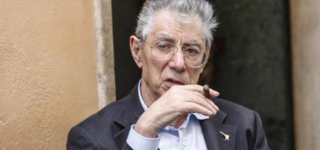 Lega: Cassazione, per Bossi i soldi ci sono, dica dove