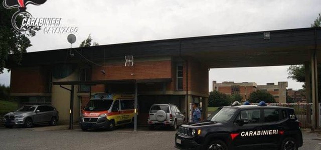 Medicinali scaduti nella postazione del 118 a Girifalco, Asp sanzionata per 20 mila euro