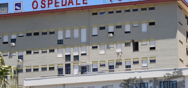 Martedì 28 febbraio la presentazione progetto dell’Acmo “Sorridiamoci”, realizzato all'interno del day hospital del reparto di oncoematologia pediatrica dell'Azienda ospedaliera “Pugliese-Ciaccio”