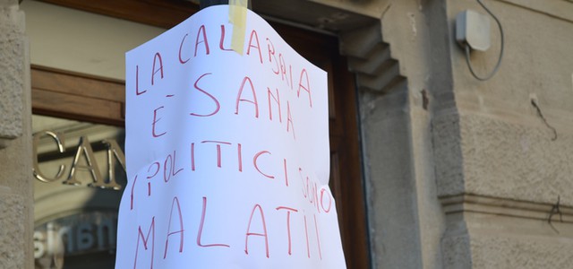 Catanzaro alla prova zona rossa, poca gente e malumore