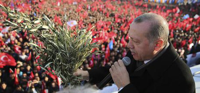 Turchia: Erdogan, Ue ci faccia entrare