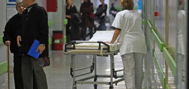 Studente si lancia da finestra, possibile caso di "blue whale"