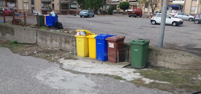 VIA TEANO , RIMOSSI RIFIUTI ABBANDONATI ILLECITAMENTE