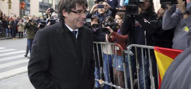Catalogna, Puigdemont: 'Non chiedo asilo politico, l'Europa reagisca'