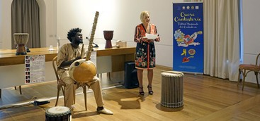 L’ARTISTA SENEGALESE BOTO CISSOKHO INCANTA IL PUBBLICO DI “CUORE CANTASTORIE”. OGGI GIORNATA CONCLUSIVA DEL FESTIVAL CON CONVEGNO E CONCERTO. OSPITE SPECIALE OTELLO PROFAZIO