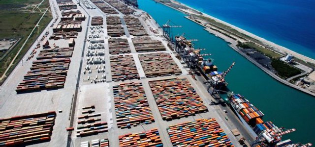 Cocaina tra la carne congelata, sequestrati oltre 60 kg al porto di Gioia Tauro