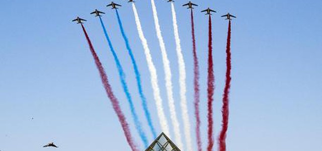 Francia, parata del 14 luglio con imprevisti
