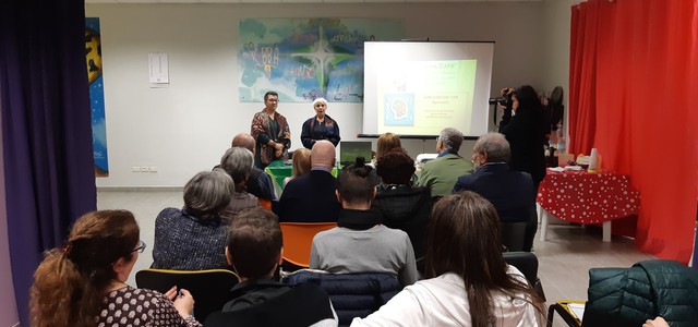 Dementia Cafè: alimentazione dei malati di demenze e rischi nutrizionali della malattia
