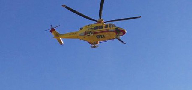Incidente sul lavoro: operaio precipita da edificio, è grave