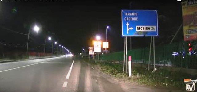 Sparatoria a Catanzaro Lido, due fermi