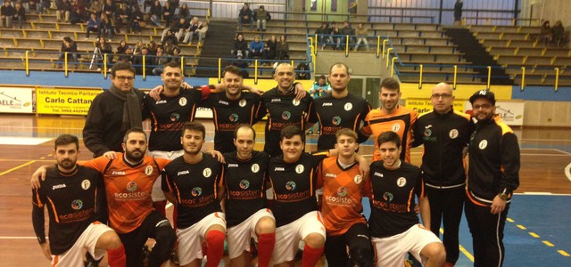Calcio a 5, serie C1: manita della Lamezia Soccer alla Roglianese. Al “Palasparti” termina 5-1