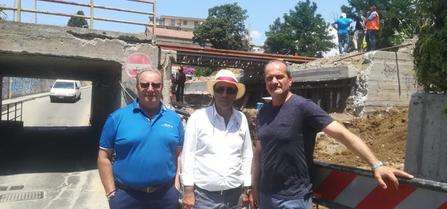VIABILITÀ - MIRARCHI: “PROCEDONO SPEDITI I LAVORI IN VIA MAGELLANO E ALLA ROTATORIA DI GIOVINO"