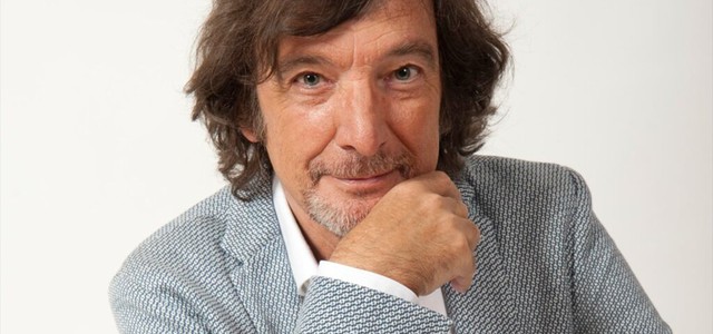 “Noi Che” 2025: il grande evento anni ’80 alla Scogliera di Pietragrande con Claudio Cecchetto