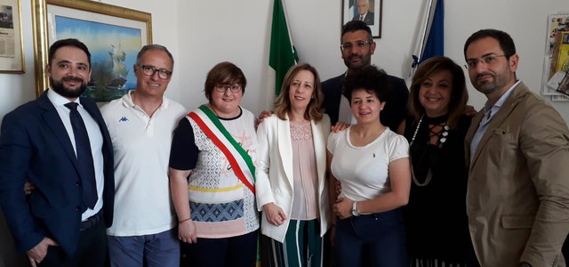 Borgia, visita istituzionale della senatrice Vono