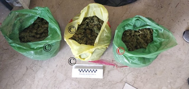 Marijuana nel portabagagli, arrestato