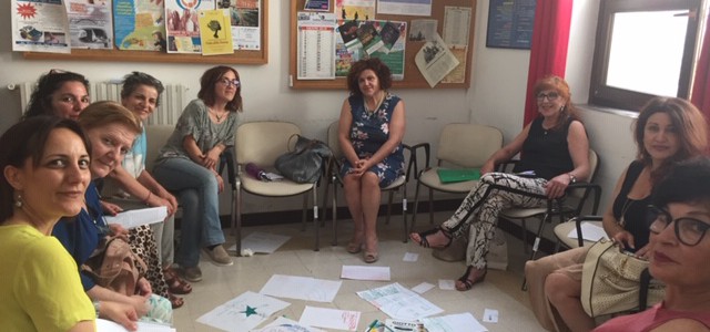 Acquamarina forma le sue volontarie all'attività di sportello