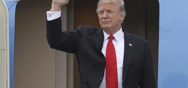 Trump, Obama mise sotto controllo miei telefoni