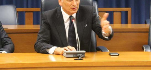 UFFICIO DI PRESIDENZA, LA DEMOCRAZIA VINCE SUGLI INCIUCI  