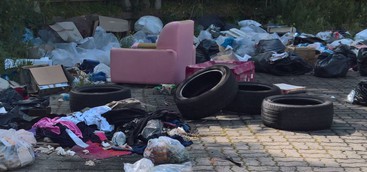 "Piazzale Funicolare, degrado e inciviltà"