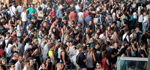 Più di 7.000 per cento posti infermiere