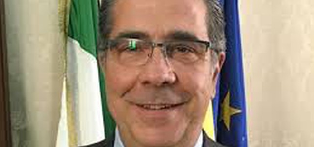 CAVALLARO: “L’AZIENDA OSPEDALIERA PUGLIESE-CIACCIO HA DISPOSTO IL TAGLIO DI ALBERI NELLA PROPRIA SEDE PER MOTIVI DI SICUREZZA”